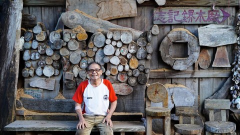 香港僅存鎅木廠遷拆在即！工作坊教造木凳盼工藝傳承